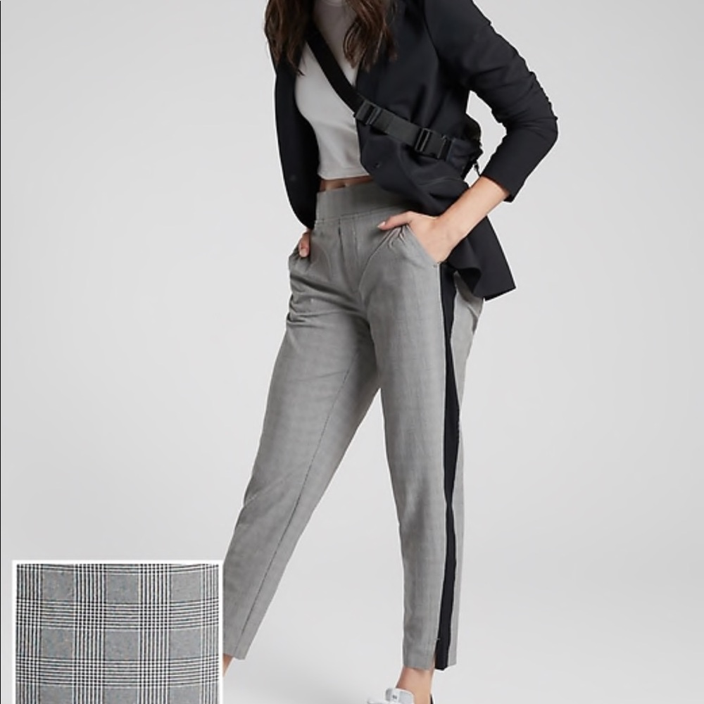 NWOT ATHLETA BROOKLYN PLAID ANKLE PANT